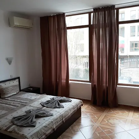 Апартхотел Saint Elena Apartcomplex Слънчев бряг