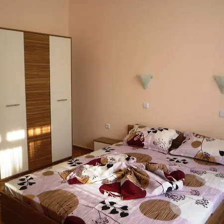 Saint Elena Apartcomplex 아파트호텔